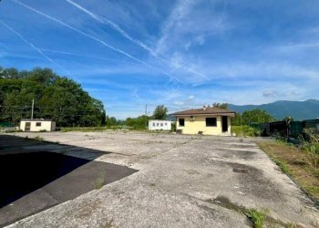 Commercial Premises Erba - photo 2