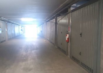 Immagine WhatsApp 2025-10-14 ore 11.36.59_168653e3 - Box Viale Lunigiana, Aulla - foto 2