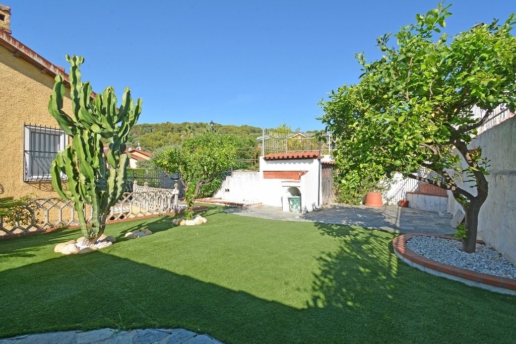 DSC_0533.jpg - Appartamento Piazza Sant'Anna 1, San Bartolomeo al Mare - foto 1