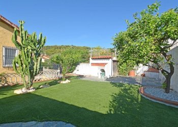 DSC_0533.jpg - Appartamento Piazza Sant'Anna 1, San Bartolomeo al Mare - foto 1