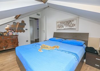 camera matrimoniale - Attic Via Paolo Anfossi 32, Genova - photo 12