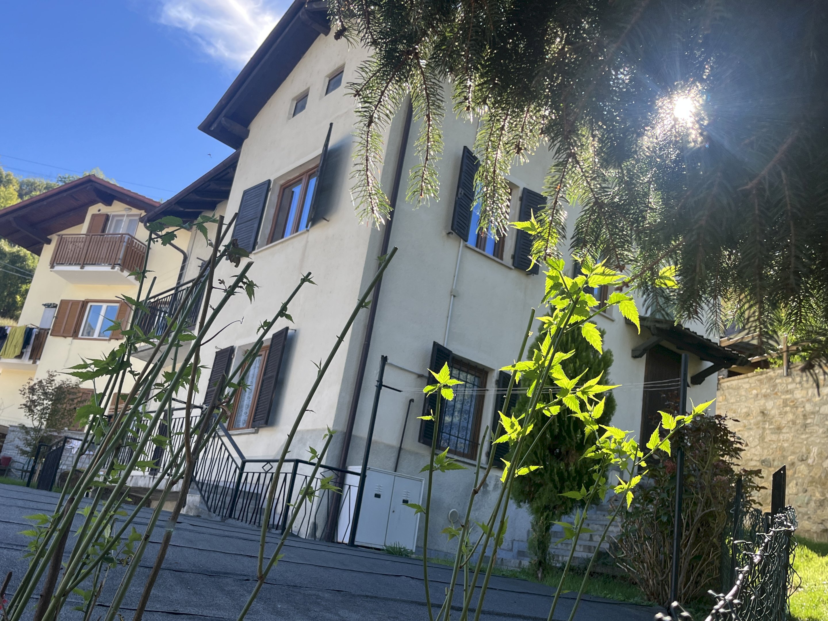 Casa indipendente Frazione Capoluogo, 188, Charvensod - foto 2