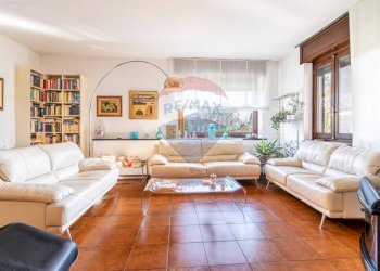 Independent house Via Castelletto Cervo, 47 
 Cossato, Cossato - photo 18