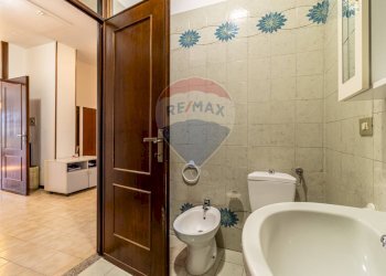 Independent house Via Castelletto Cervo, 47 
 Cossato, Cossato - photo 34