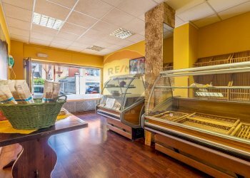 Shop Via Cottolengo, 14
Biella, Biella - photo 10