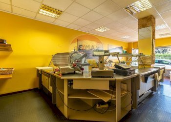 Shop Via Cottolengo, 14
Biella, Biella - photo 12