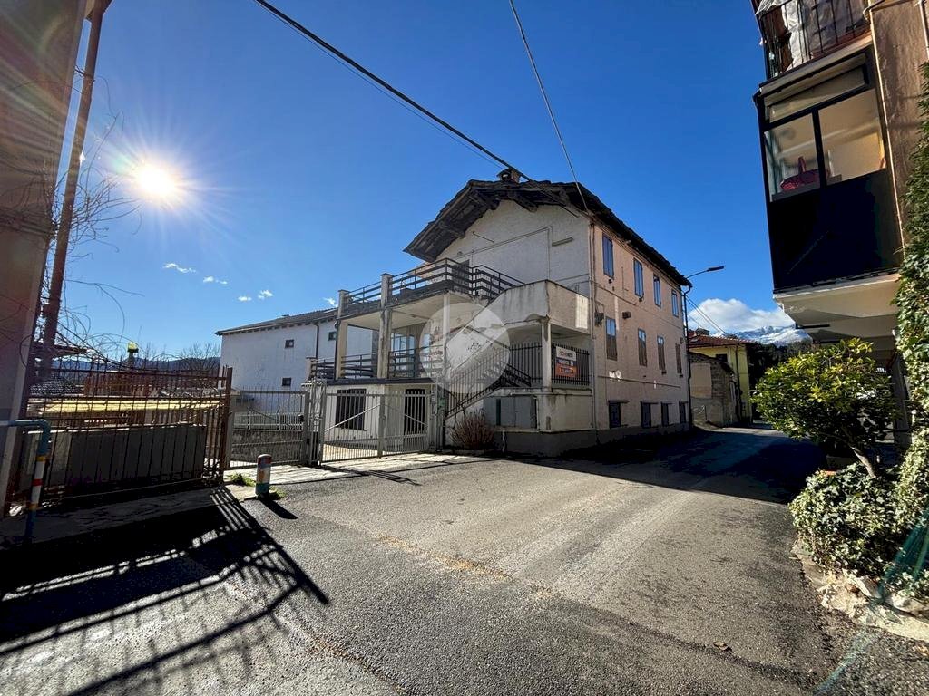 Semi-detached house Borgata Selvaggio Rio, Giaveno - photo 3