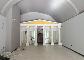 Shop Locale commerciale Piazza Massena, Loano - photo 10