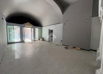 Shop Locale commerciale Piazza Massena, Loano - photo 17