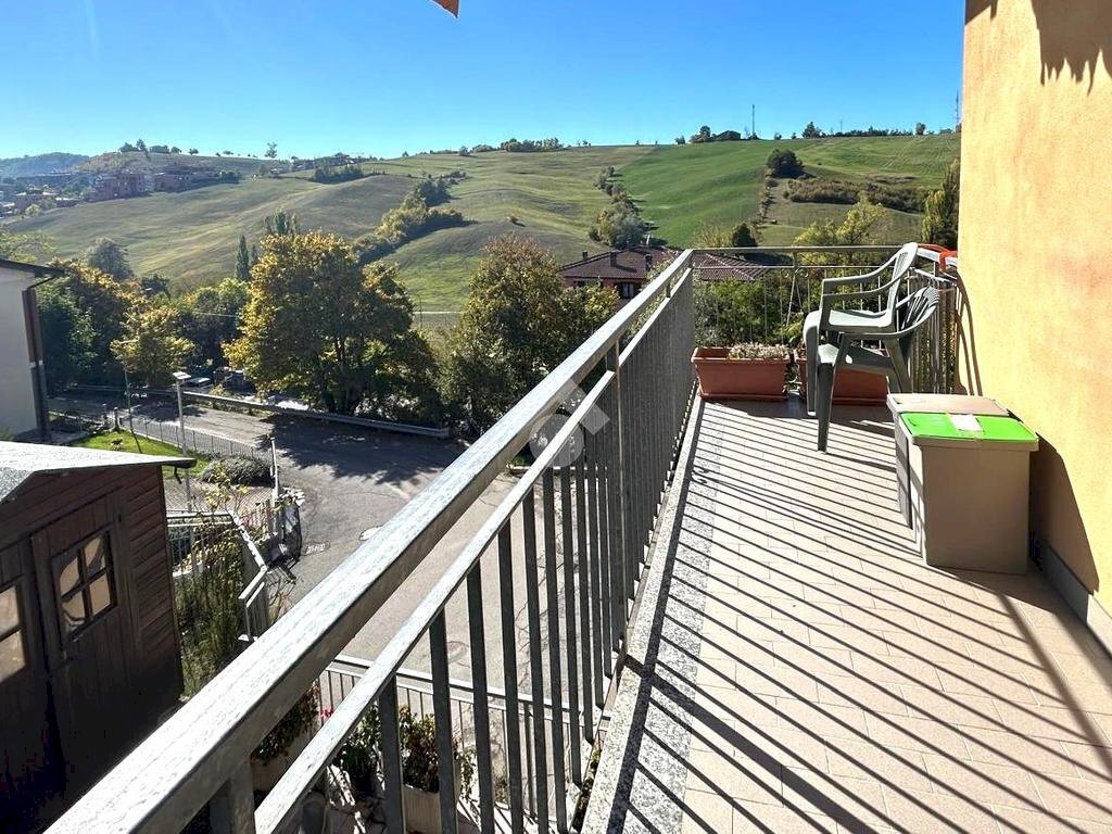 Four-room apartment Via Dante Alighieri, Pavullo nel Frignano - photo 3