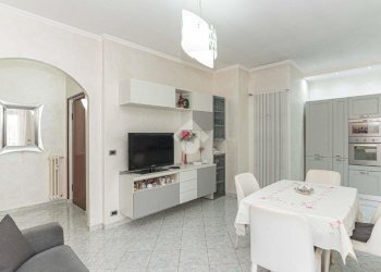 Three-room apartment Via XXV Aprile, Nole - photo 1