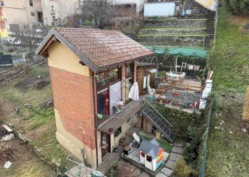 Casa indipendente Via Umberto I, Lanzo Torinese - foto 1