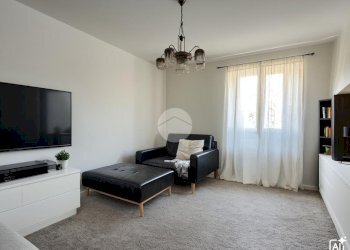 Four-room apartment Via dei Cavalieri, Rimini - photo 2