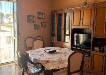 Foto 1 - Quadrilocale Via Aldo Moro
 
1, Apice - foto 1