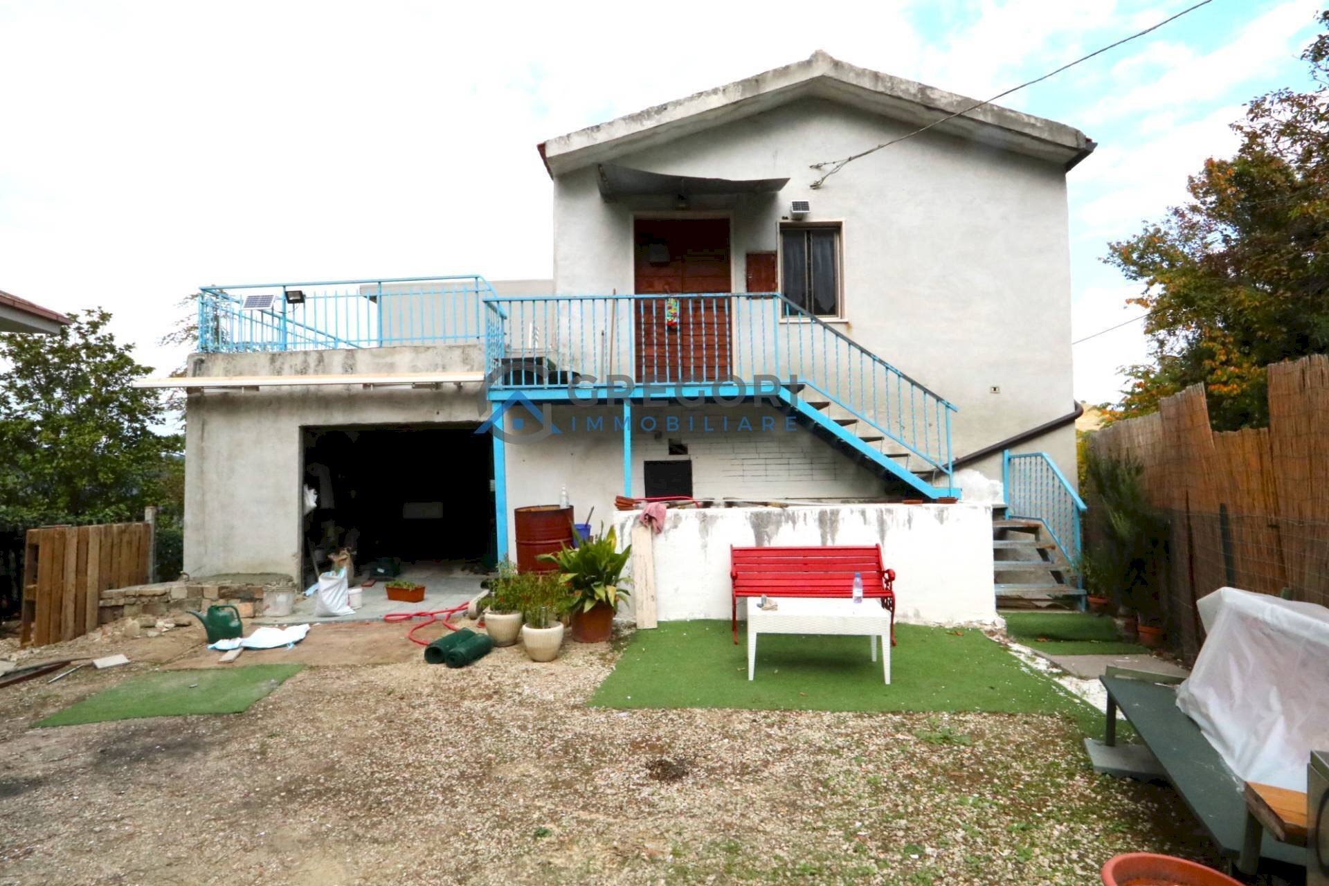 Foto 1 - Semi-detached house C.da Verrame
 
5, Ripatransone - photo 1