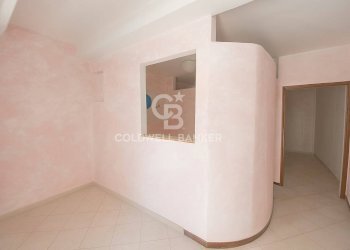 Foto 3 - Shop Via Lagomaggio
 
121, Rimini - photo 3