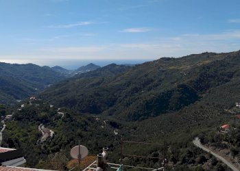 Foto 1 - Quadrilocale via cassano
 
6, Perinaldo - foto 1