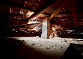 Stanza vuota - Casa indipendente Via Crocefisso
 
4, Cannobio - foto 7