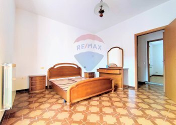 Camera / camera da letto - Trilocale Taino - foto 12