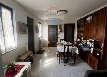 Sala da pranzo - Casa indipendente Montegrino Valtravaglia - foto 9