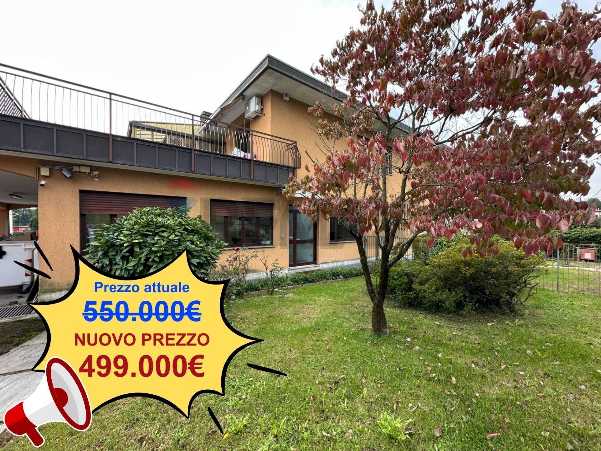 Casa all\'aperto - Capannone via Carnia
 
234, Varese - foto 1