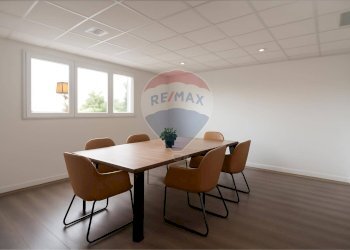 Sala riunione - Capannone via Carnia
234, Varese - foto 16