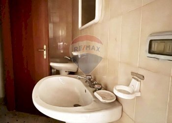 Bagno - Magazzino via xxv aprile
 
snc, Petralia Sottana - foto 10