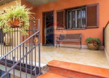 Terrazza - Villa Via Duca degli Abruzzi
 
46/A, San Giovanni la Punta - foto 5