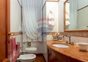 Bagno - Villa Via Duca degli Abruzzi
 
46/A, San Giovanni la Punta - foto 17