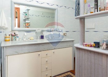 Bagno - Villa Via Duca degli Abruzzi
 
46/A, San Giovanni la Punta - foto 27