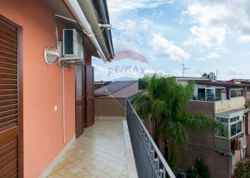 Balcone - Villa Via Duca degli Abruzzi
 
46/A, San Giovanni la Punta - foto 33