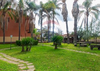 Giardino - Villa Via Duca degli Abruzzi
 
46/A, San Giovanni la Punta - foto 59