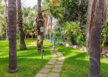 Giardino - Villa Via Duca degli Abruzzi
 
46/A, San Giovanni la Punta - foto 65