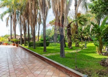 Edificio all\'aperto - Villa Via Duca degli Abruzzi
 
46/A, San Giovanni la Punta - foto 69