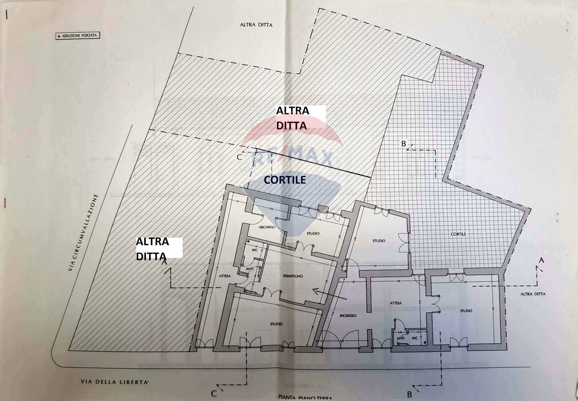 Pianta 2D - Independent house viale libertà
 
60, Paterno - floor plans 1