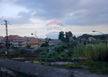 Edificio all\'aperto - Terreno agricolo Via Albero San Filippo
 
snc, Piedimonte Etneo - foto 6