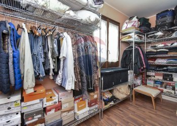 Cabina armadio - Villa via delle ginestre
 
30/A, Pedara - foto 23