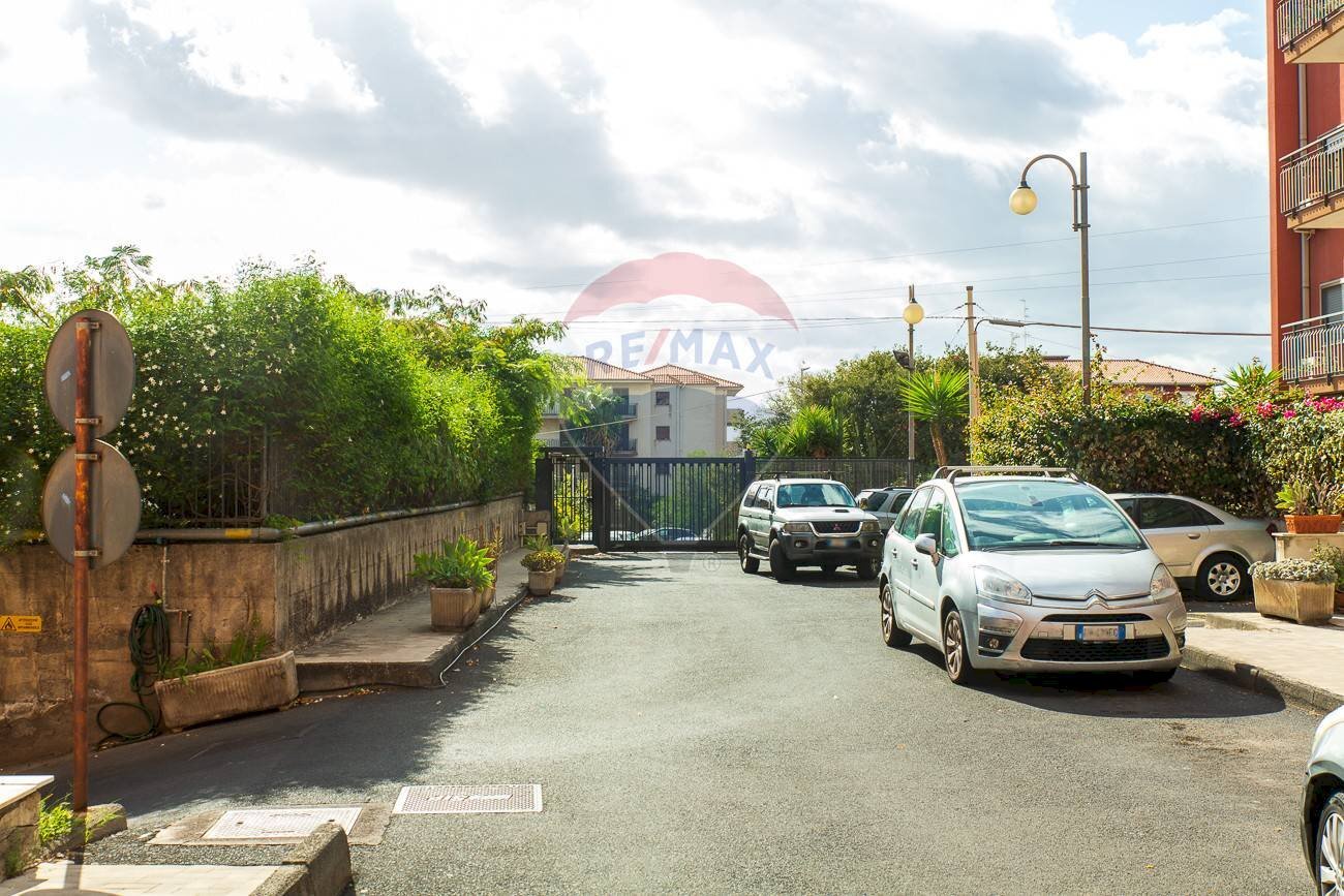 Parcheggio - Apartment via benedetto croce
14, Catania - photo 3