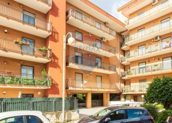 Edificio all\'aperto - Appartamento via benedetto croce
 
14, Catania - foto 4