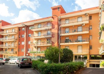 Edificio all\'aperto - Appartamento via benedetto croce
 
14, Catania - foto 6