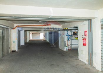 Parcheggio - Appartamento via benedetto croce
 
14, Catania - foto 41