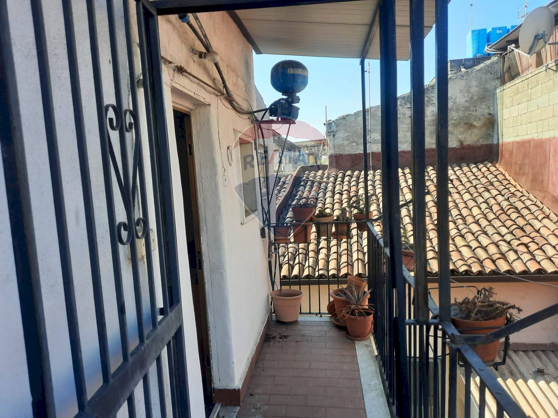 Balcone - Bilocale Via Fratelli D'antoni
 
25, Catania - foto 2