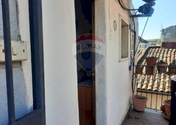Balcone - Bilocale Via Fratelli D'antoni
 
25, Catania - foto 3