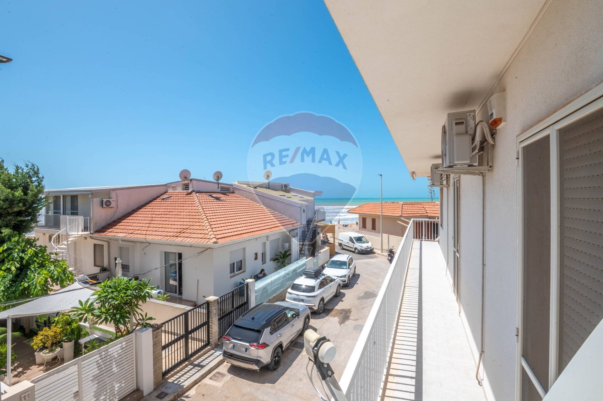 Balcone - Trilocale Via del Noce/C.da Casuzze
 
1, Santa Croce Camerina - foto 2