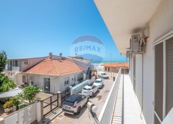 Balcone - Trilocale Via del Noce/C.da Casuzze
 
1, Santa Croce Camerina - foto 2