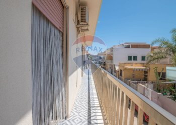 Balcone - Trilocale Via del Noce/C.da Casuzze
 
1, Santa Croce Camerina - foto 45