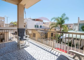 Balcone - Trilocale Via del Noce/C.da Casuzze
 
1, Santa Croce Camerina - foto 49