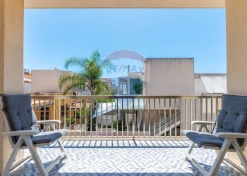 Balcone - Trilocale Via del Noce/C.da Casuzze
 
1, Santa Croce Camerina - foto 50