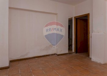 Stanza vuota - Appartamento Via Fabio Filzi
 
47, Paterno - foto 3