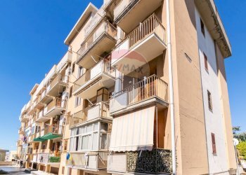 Edificio all\'aperto - Appartamento Via Etnea
 
192, Carlentini - foto 44